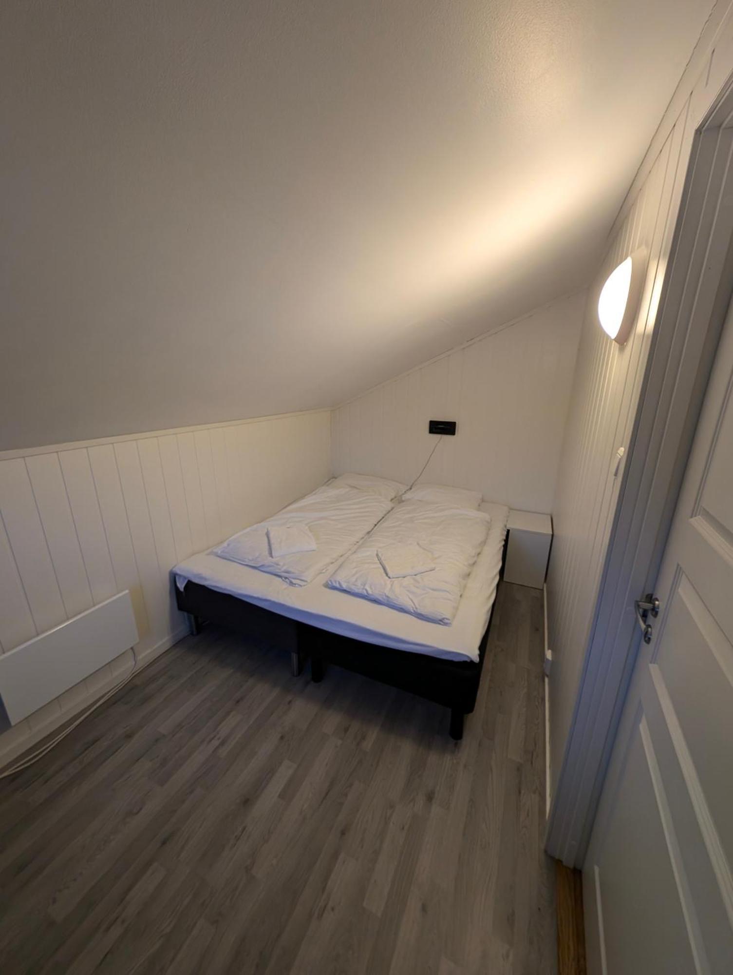 Reine City Apartment Rum bild